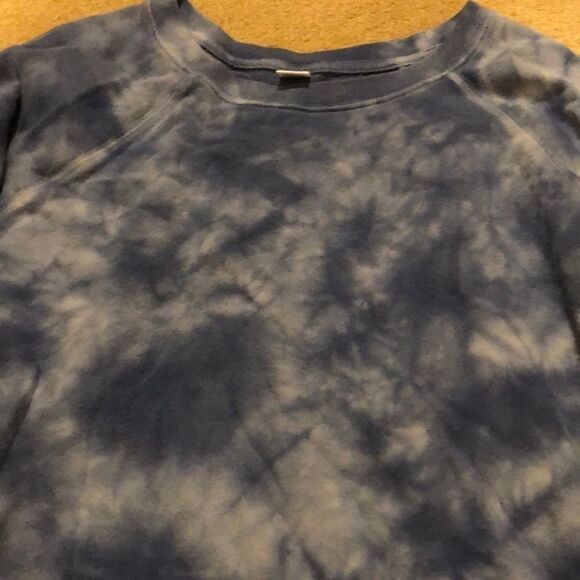 Old navy tie-dye sweatshirt - Picture 2 of 8